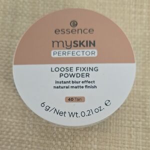 essence mySKIN Perfector Loose Fixing Powder - Tan (40)